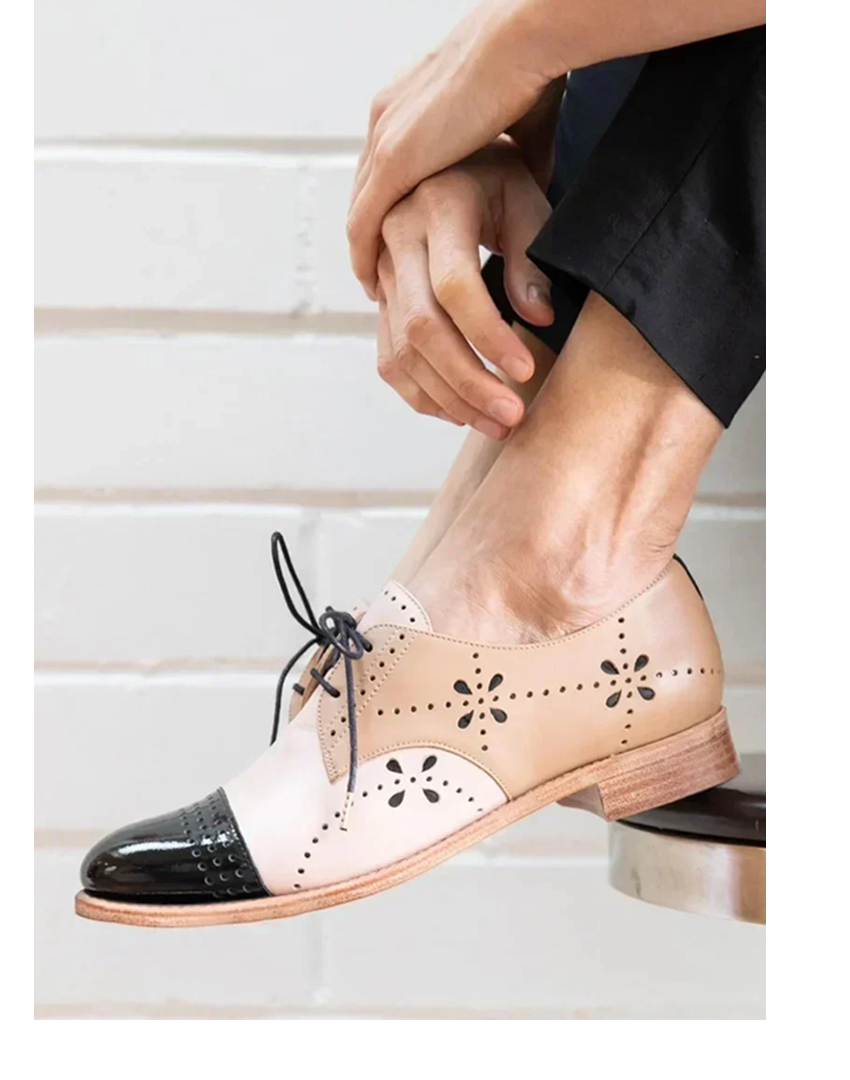 Women's Two-Tone Loafers with Classic Design and Versatile Style