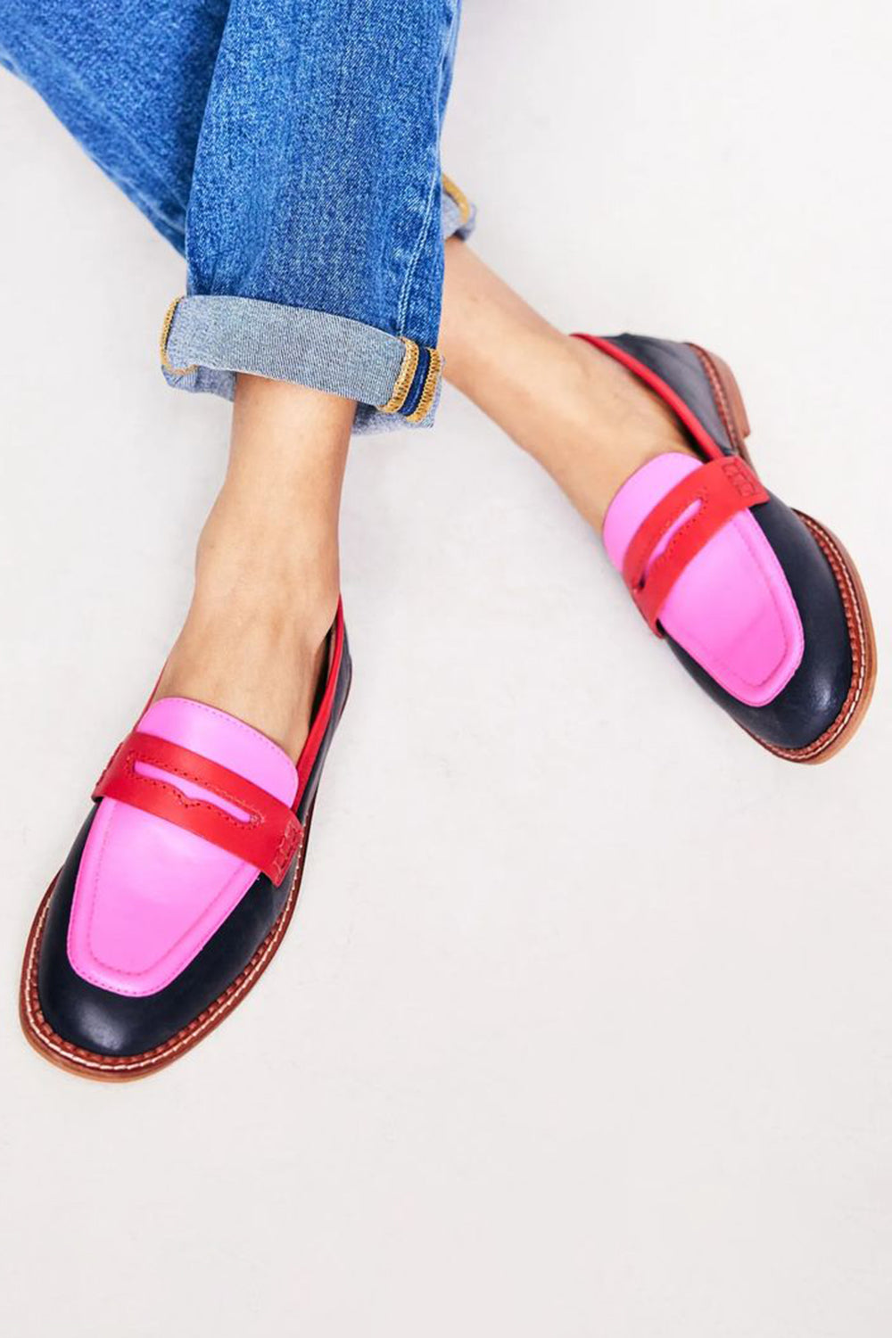 Women's Loafers with Colored Accent and Classic Design