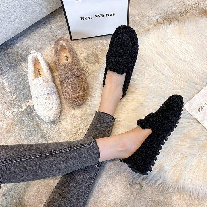 Women's Soft Moccasins with Cozy Design and Flexible Sole