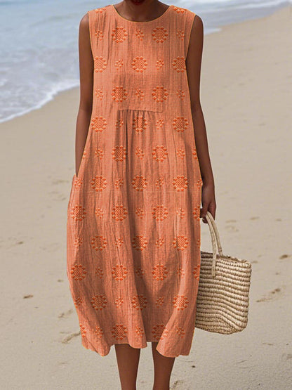 Women's Sleeveless Dress with Flowy Design and Versatile Style
