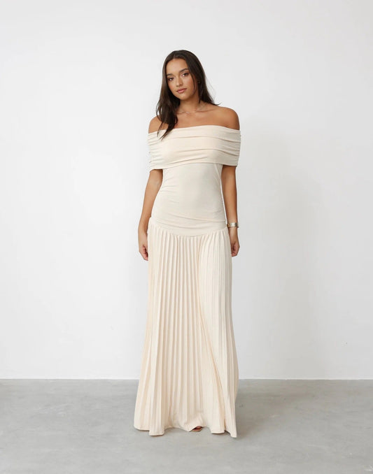 Chic Flowy Flattering Lightweight Fabric Maxi Dress for Effortless Summer Wear