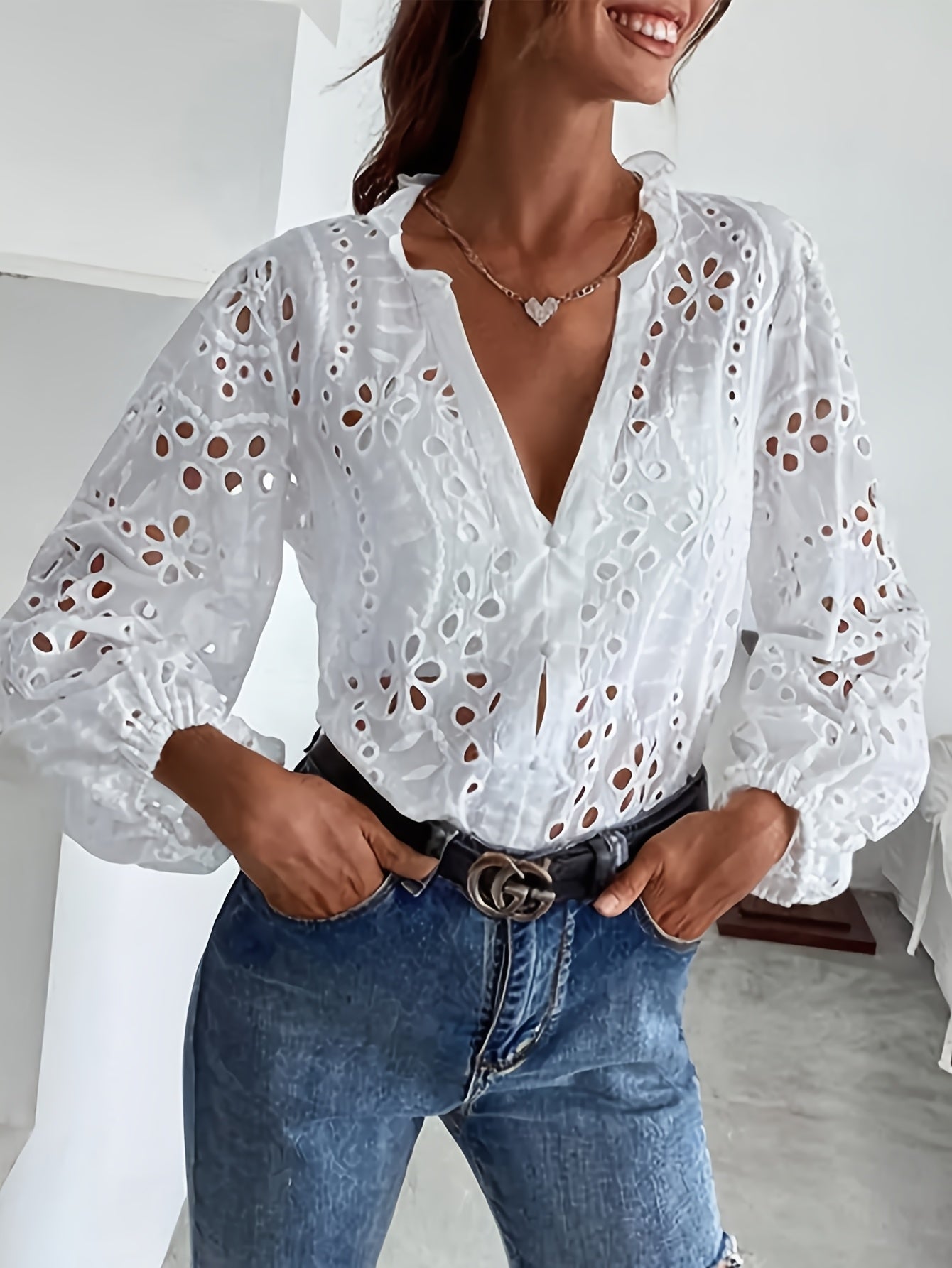 Women's Floral Long-Sleeve Blouse with Button Closure and Lightweight Fabric