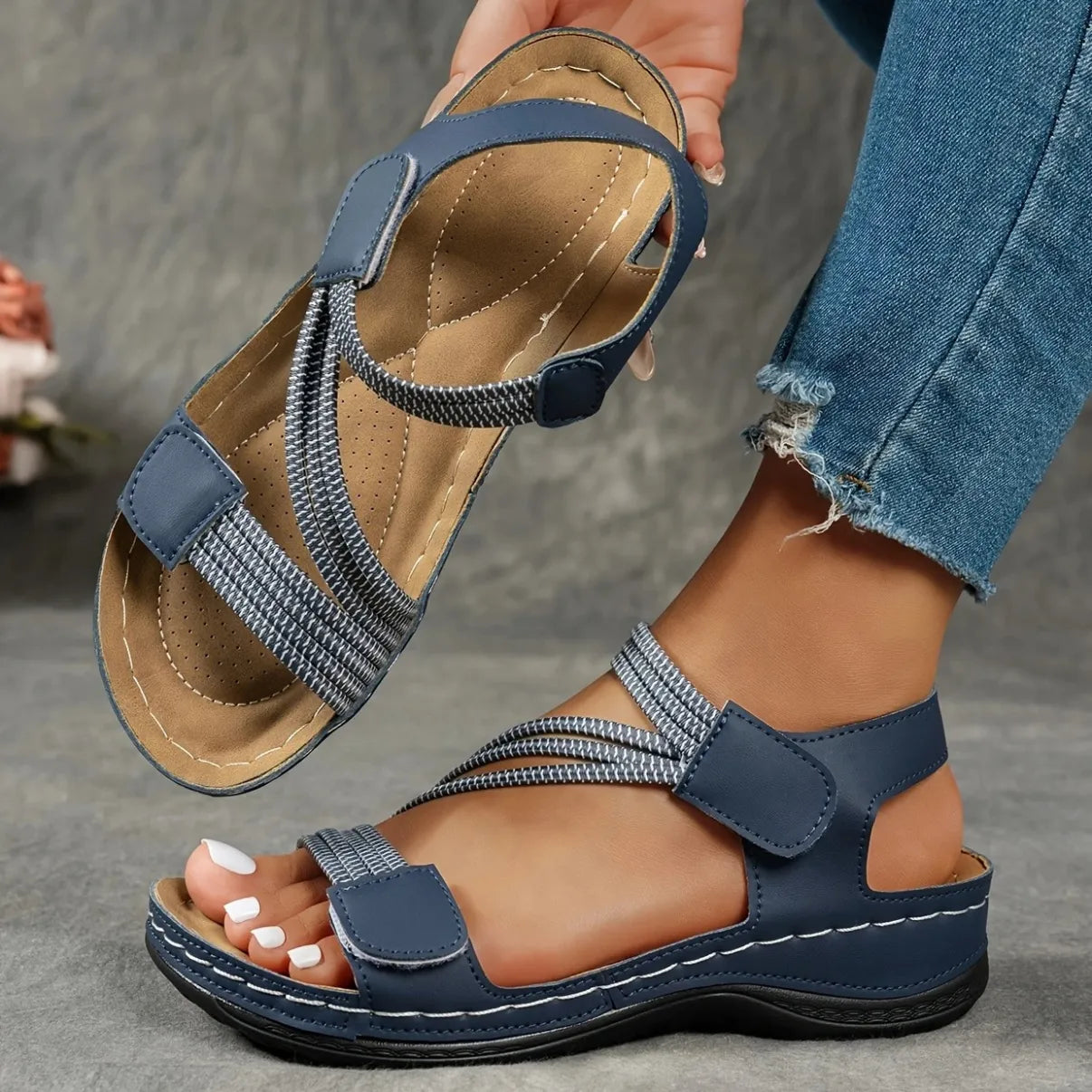 Women's Casual Sandals with Adjustable Straps and Cushioned Sole