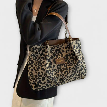 Women's Shoulder Bag with Versatile Design and Spacious Interior