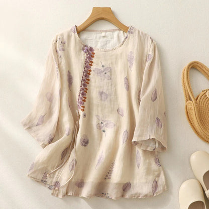 Women's Relaxed Blouse with Floral Print and Lightweight Fabric