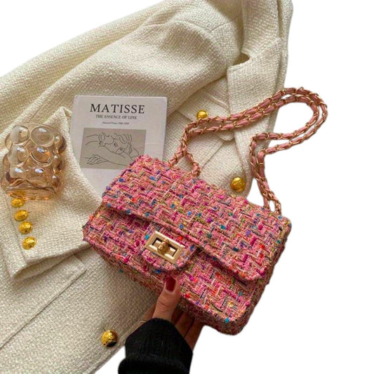 Women's Shoulder Bag with Adjustable Strap and Versatile Design
