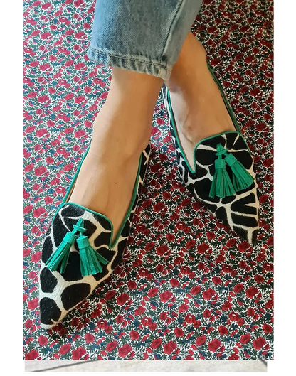 Women's Pointed Loafers with Slip-On Design and Classic Style