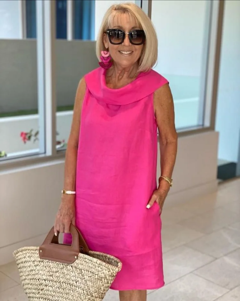 Women's Lightweight Dress with Stylish Neckline and Versatile Design