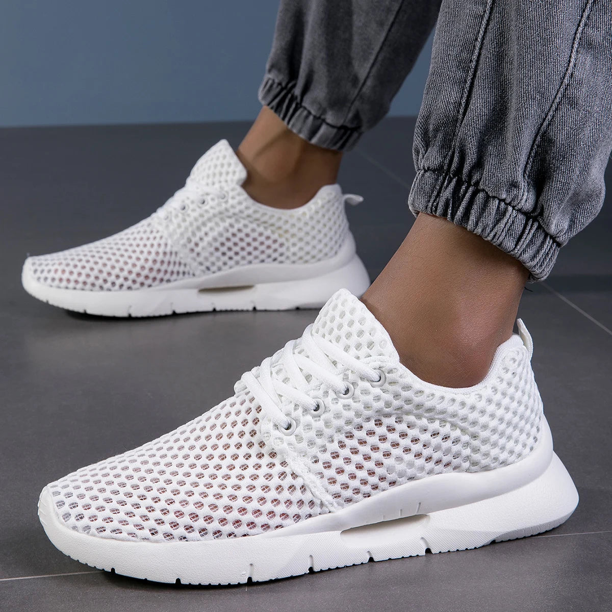 Women's Walking Sneakers with Arch Support and Breathable Design