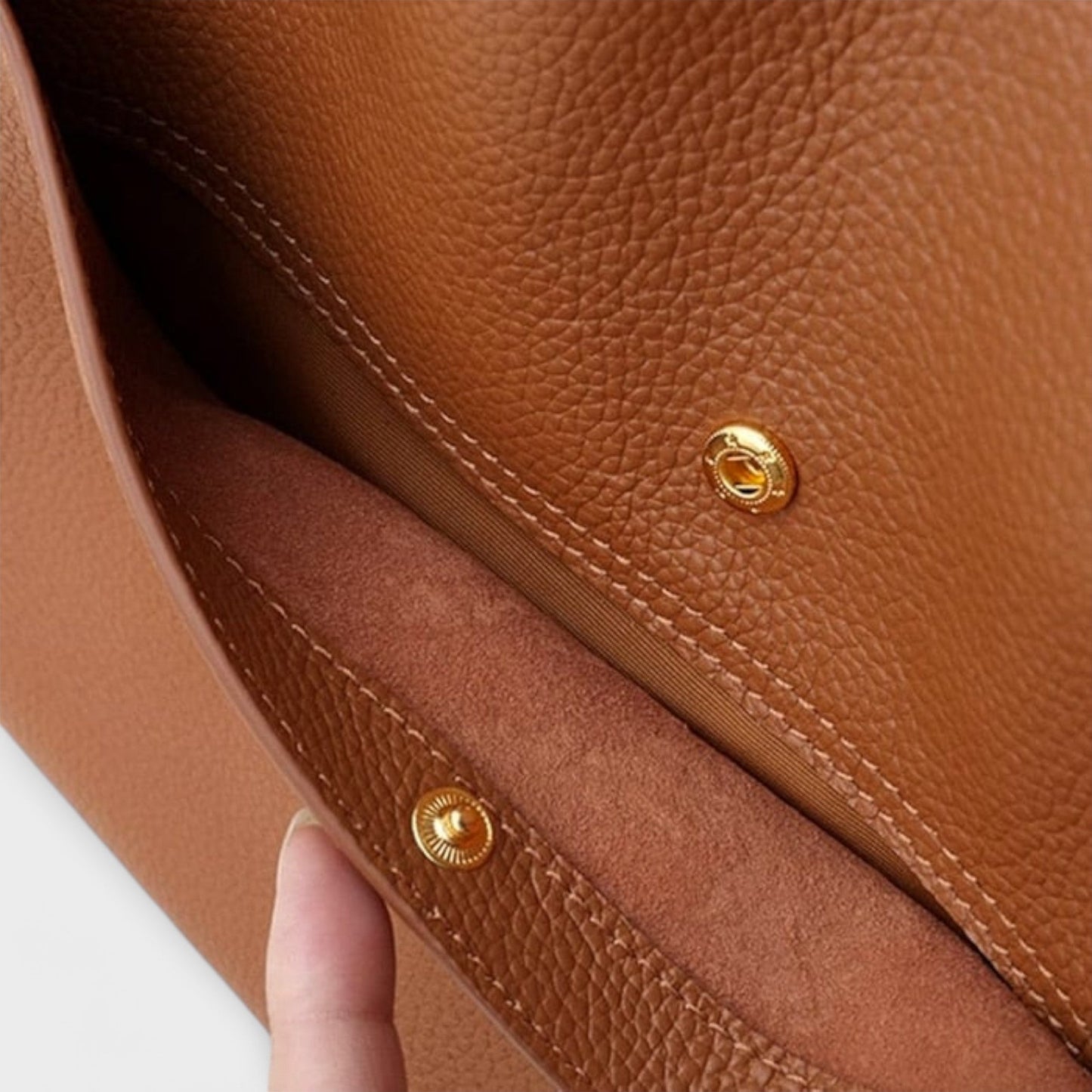 Women's Structured Handbag with Spacious Interior and Sturdy Design