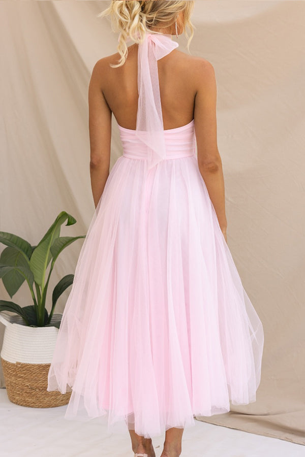 Women's Tulle Dress with A-Line Silhouette and Sleeveless Design