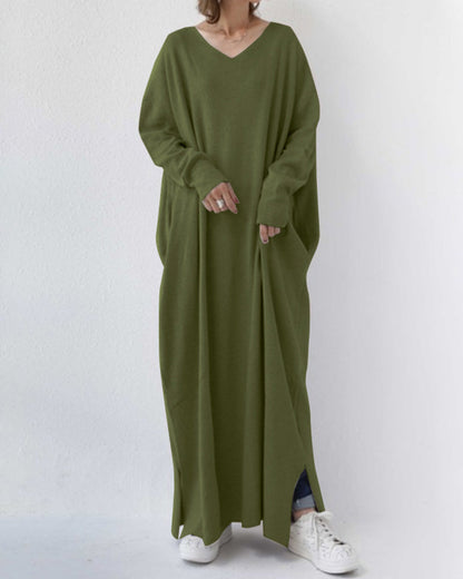 Women's Winter Maxi Dress with Long Sleeves and Flowing Design