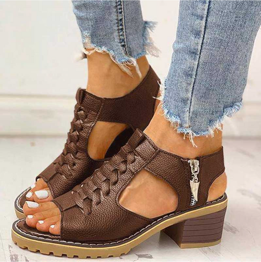 Women's Adjustable Sandals with Comfortable Straps and Secure Fit