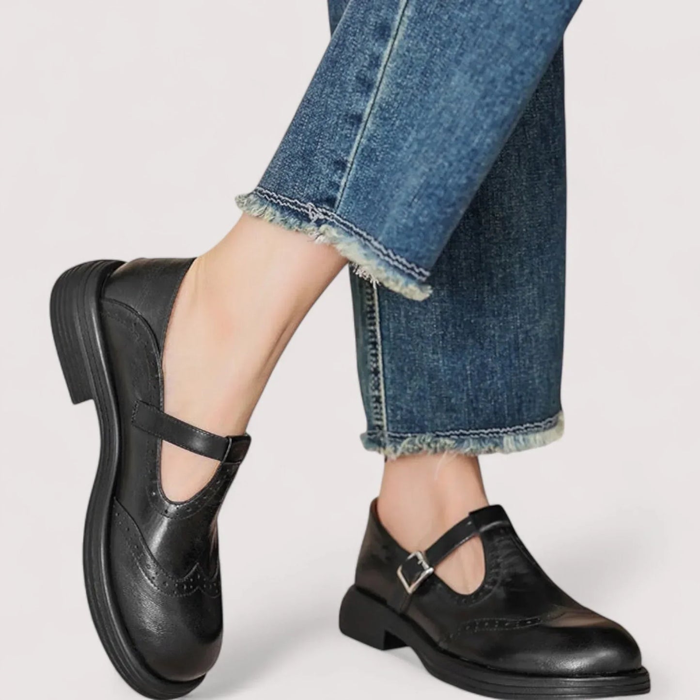 Women's Mary Jane Shoes with Classic Design and Secure Fit
