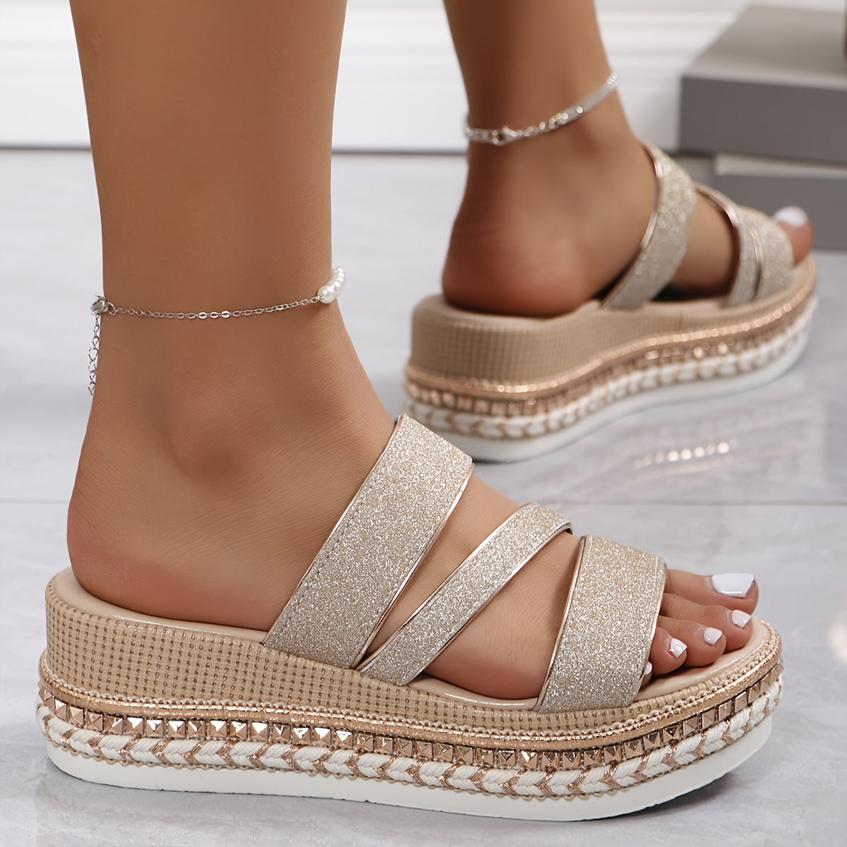 Women's Spring Sandals with Cushioned Footbed and Adjustable Straps