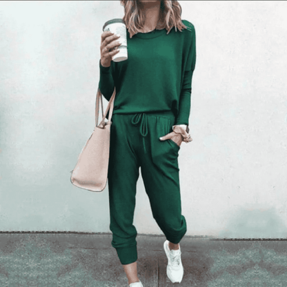Genevieve | Jogger Lounge Set with Adjustable Waist and Soft Fabric