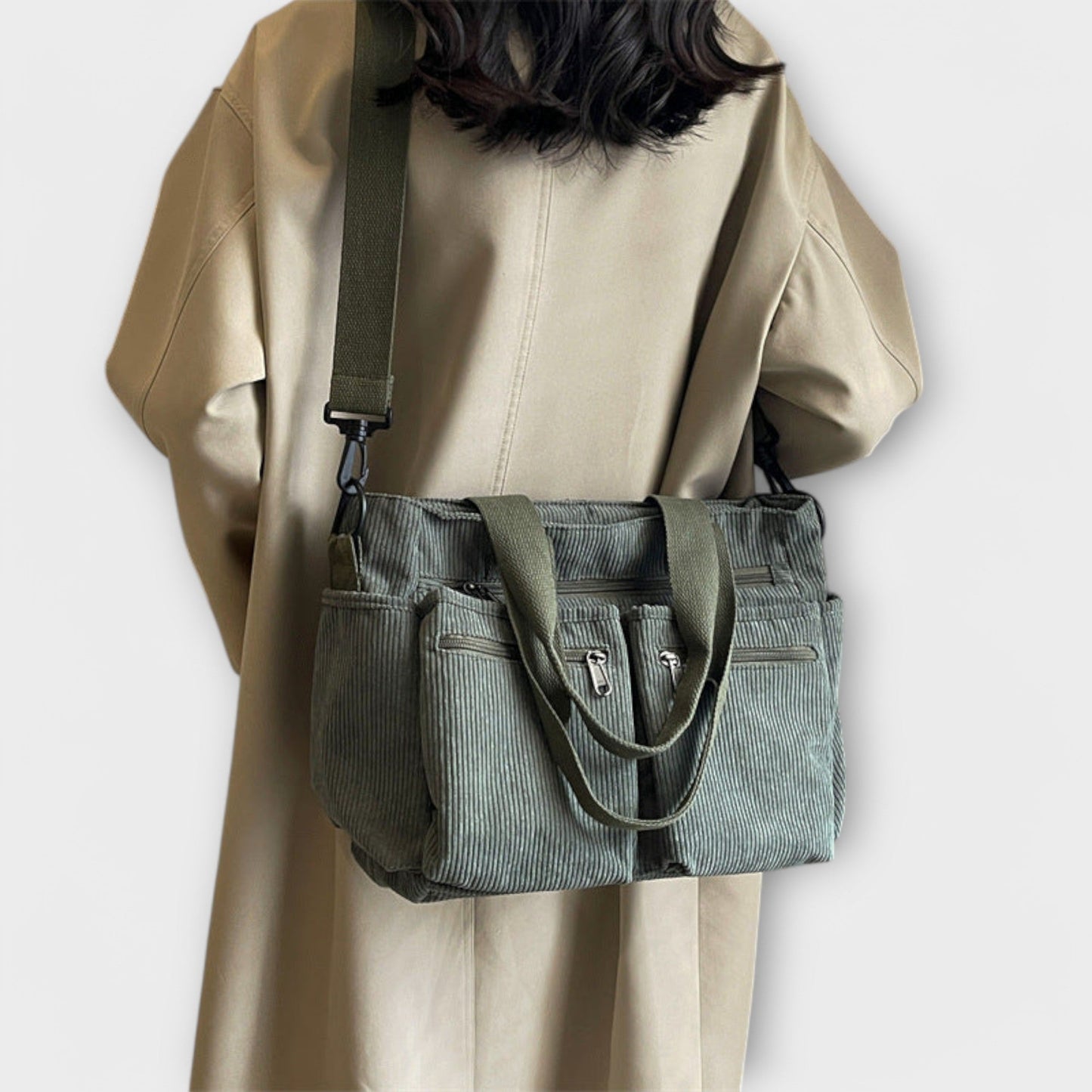 Women's Versatile Tote Bag with Spacious Interior and Durable Design