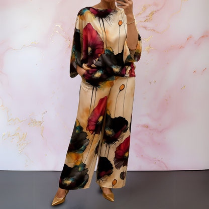 Kaia | Two-Piece Set with Lightweight Fabric