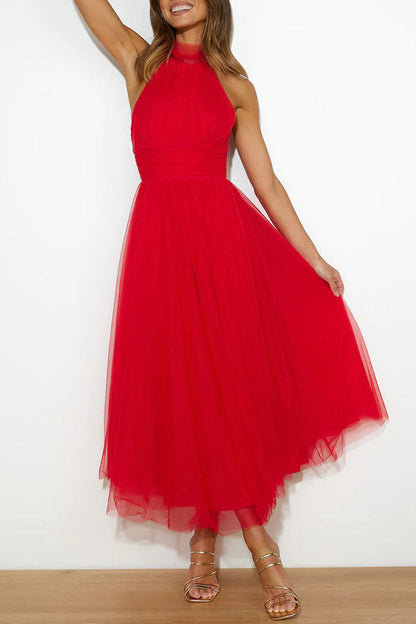 Women's Tulle Dress with A-Line Silhouette and Sleeveless Design