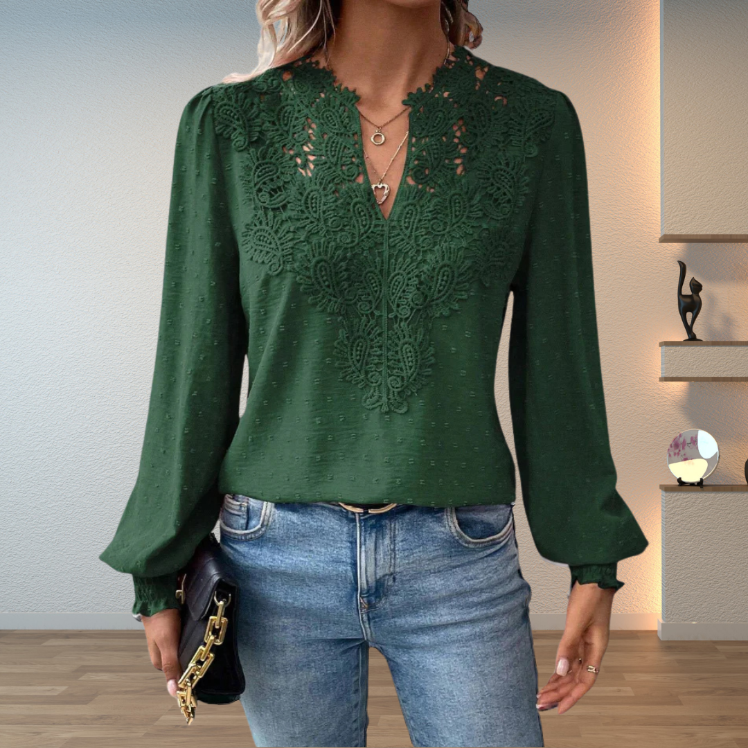 Women's Lightweight Blouse with Breathable Fabric and Relaxed Fit