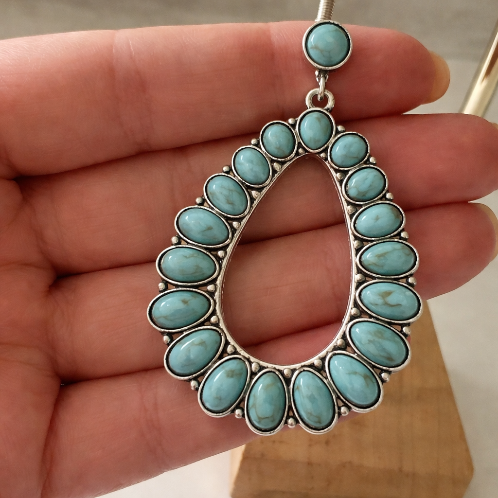 Women's Jewelry with Turquoise Stones and Silver Accents