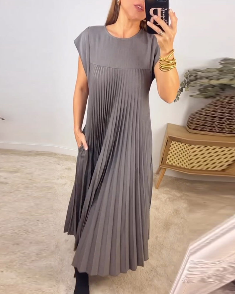 Women's Pleated Maxi Dress with Flowing Design and Versatile Style