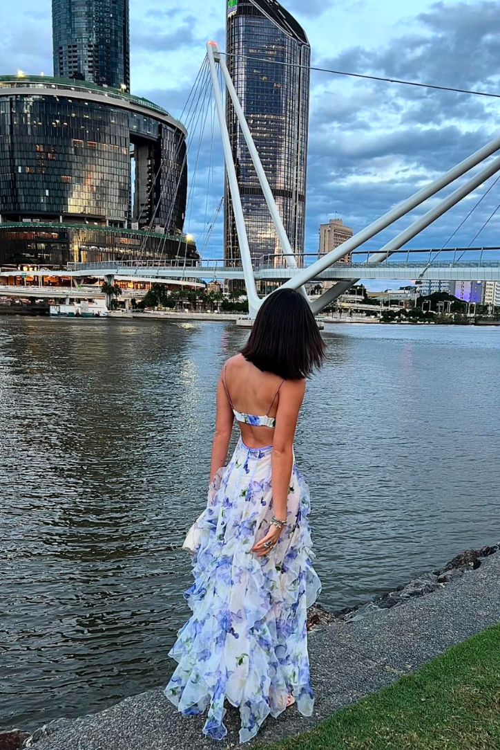 Women's Floral Lace Maxi Dress with Elegant Design and Flowing Silhouette