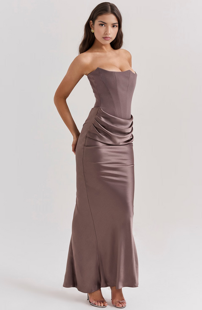 Timeless Chic Strapless A-Line Lace Wedding Guest Midi Evening Dress
