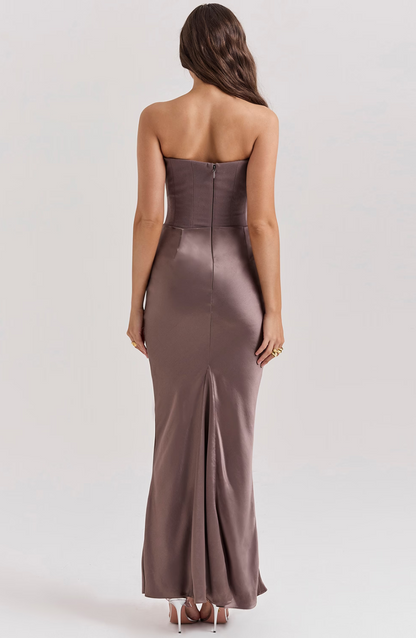 Timeless Chic Strapless A-Line Lace Wedding Guest Midi Evening Dress