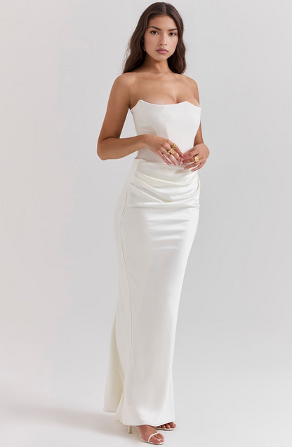Timeless Chic Strapless A-Line Lace Wedding Guest Midi Evening Dress