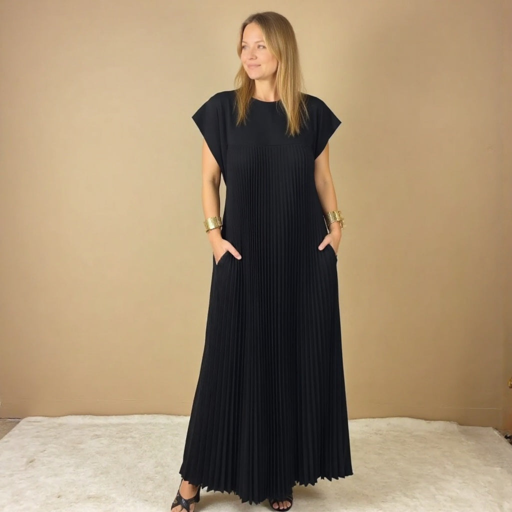 Women's Pleated Maxi Dress with Flowing Design and Versatile Style