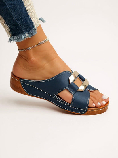Women's Cushioned Adjustable Slides with Buckle and Comfort