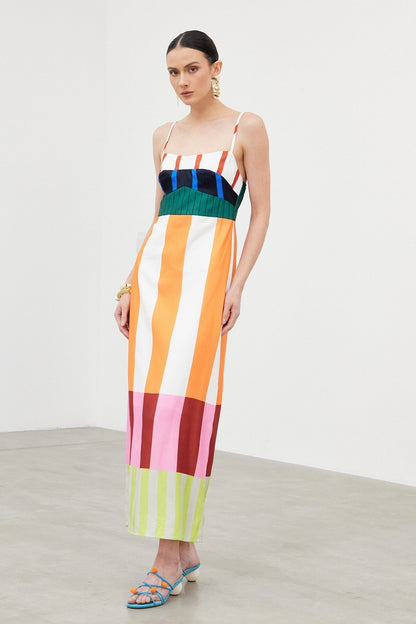 Flowy Maxi Dress with Thin Straps – Relaxed Comfort & Summer Style