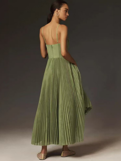 Stylish Sculpted Pleated Maxi Dress For Women With Figure Flattering Design