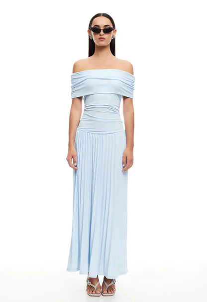 Chic Flowy Flattering Lightweight Fabric Maxi Dress for Effortless Summer Wear