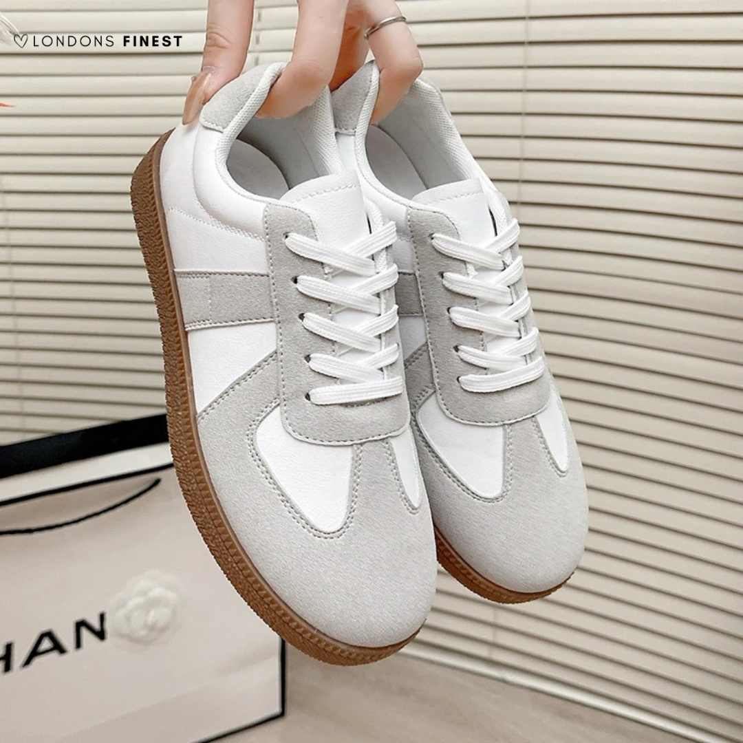 Women's Supportive Footwear with Cushioned Insole and Adjustable Strap