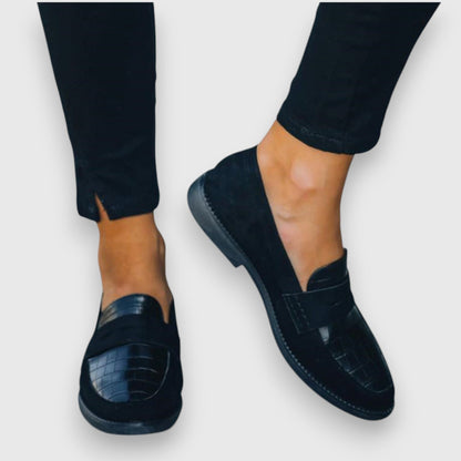 Women's Classic Loafers with Slip-On Design and Versatile Style