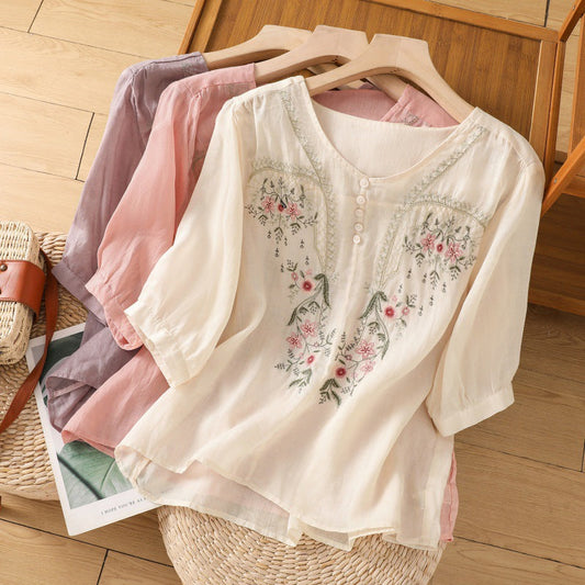 Women's Floral Relaxed Blouse with Lightweight Fabric and Breathable Design