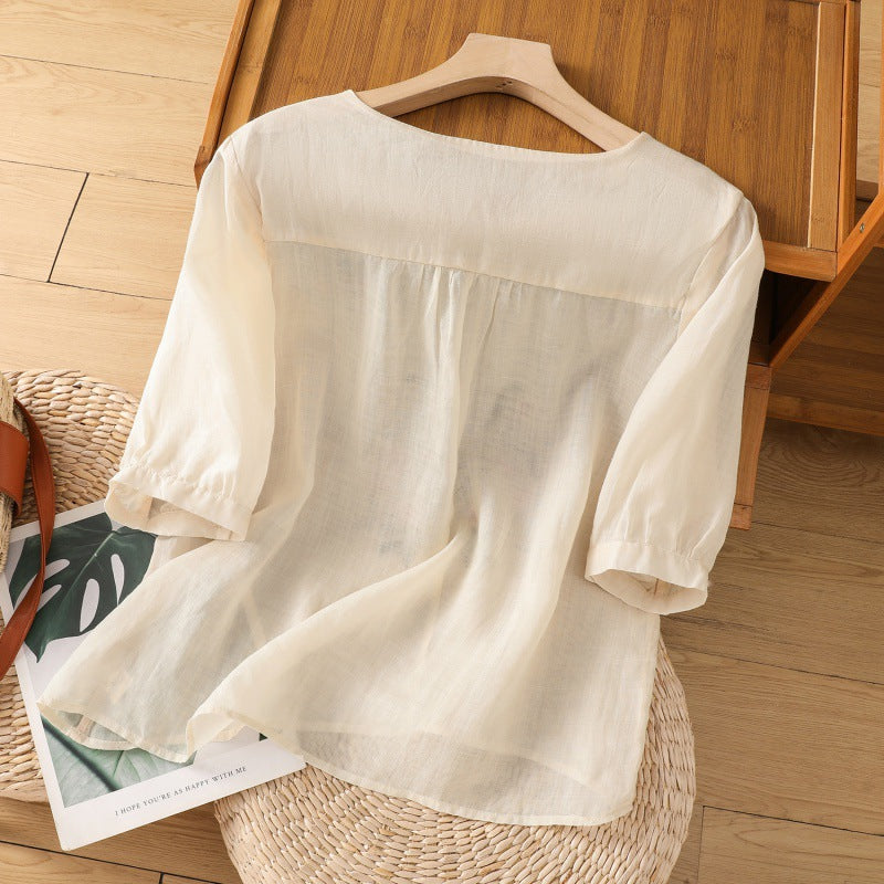 Women's Floral Relaxed Blouse with Lightweight Fabric and Breathable Design
