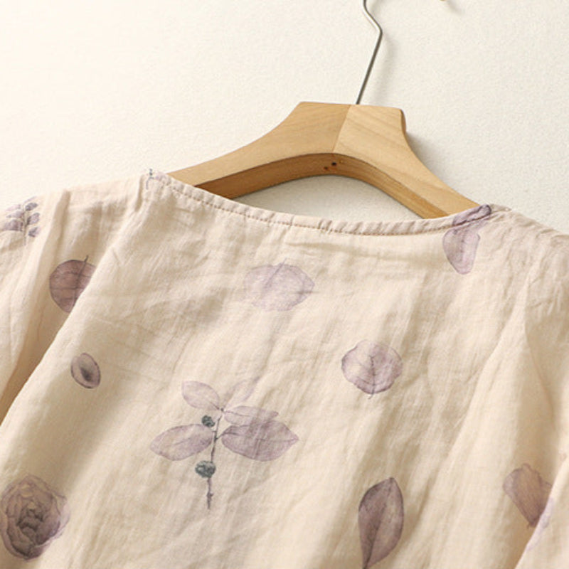 Women's Relaxed Blouse with Floral Print and Lightweight Fabric