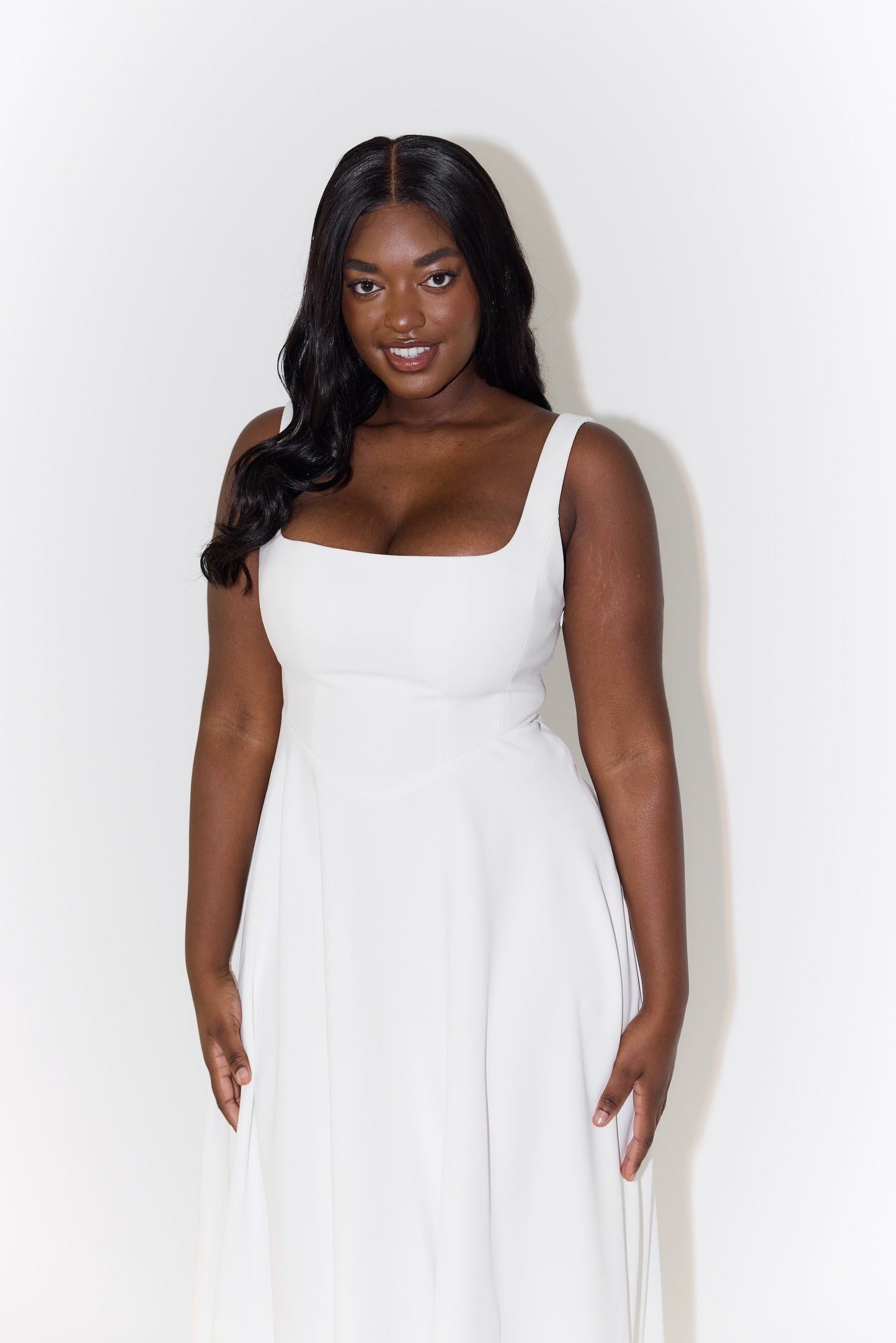 Women's Flowing Midi Dress with Adjustable Straps and Flared Hem