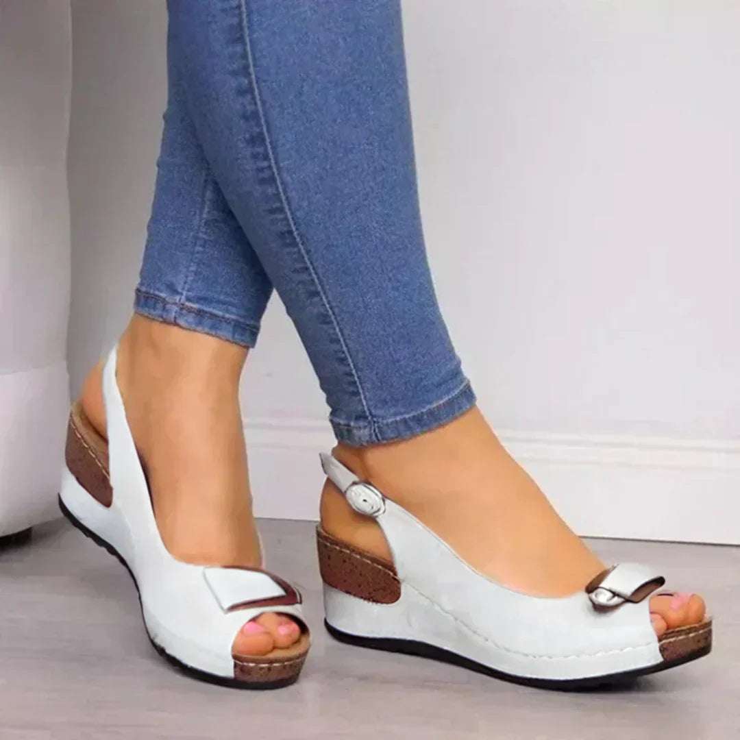 Women's Cushioned Sandals with Arch Support and Adjustable Straps