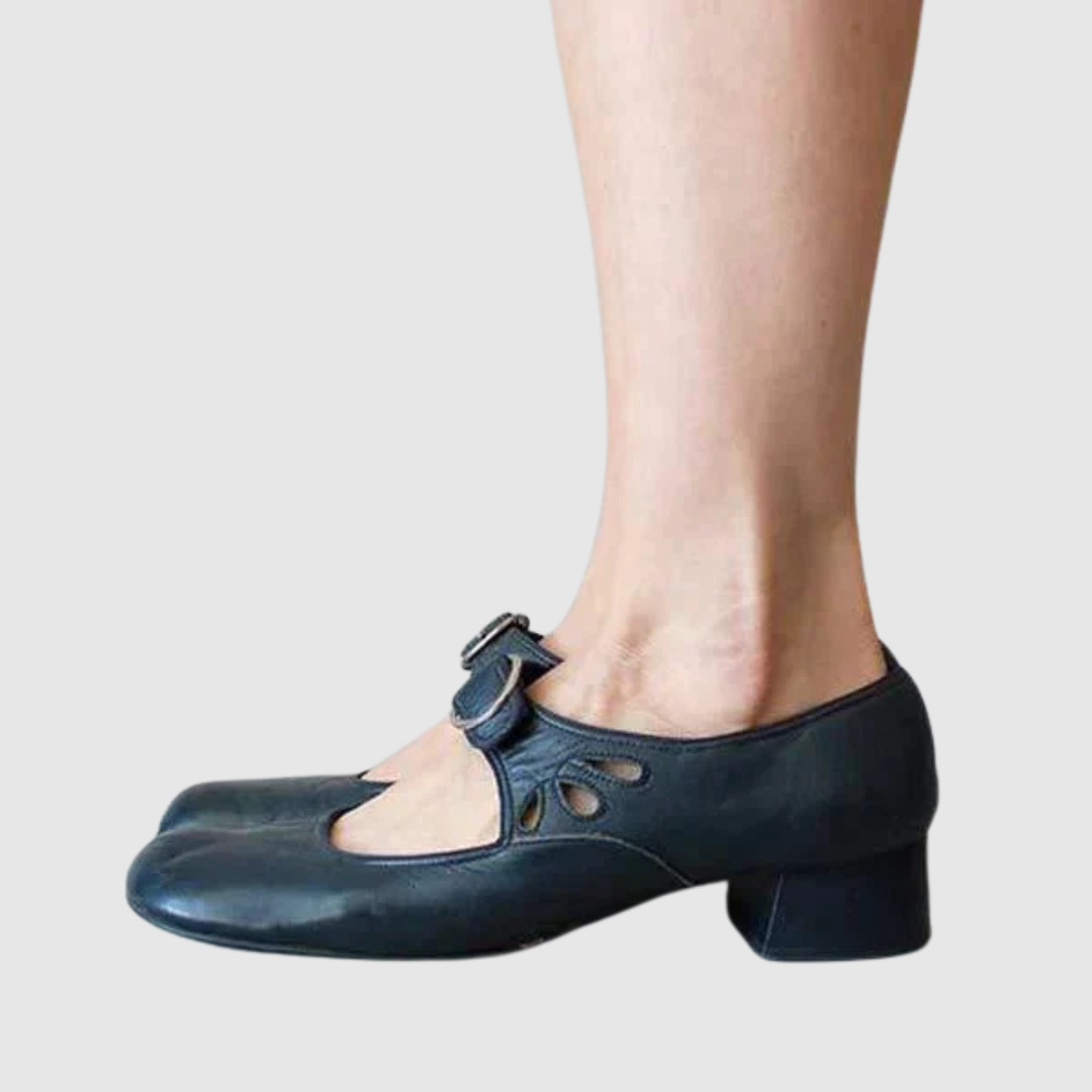 Women's Classic Shoes with Timeless Design and Versatile Style