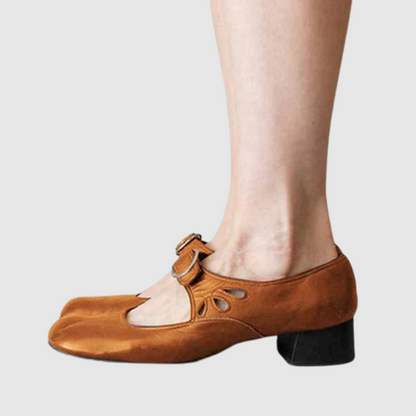 Women's Classic Shoes with Timeless Design and Versatile Style