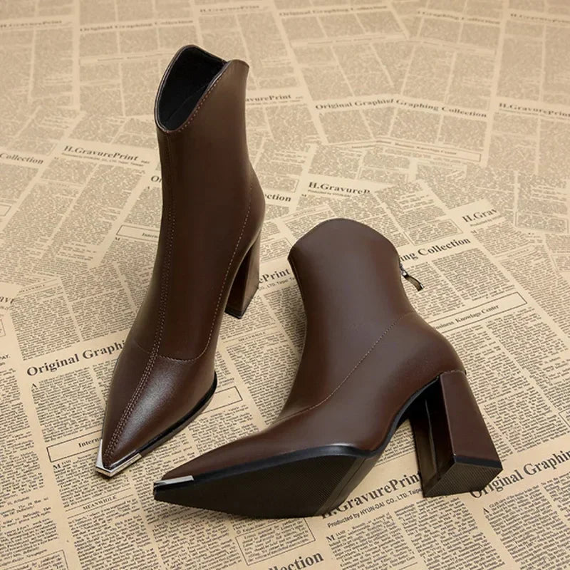 SIERRA POINTED LEATHER BOOTS