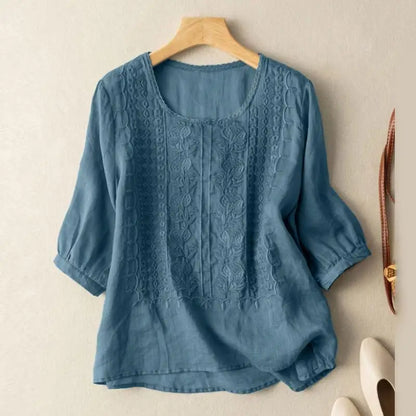 Women's Relaxed Blouse with Floral Print and Lightweight Fabric