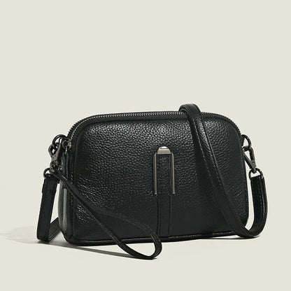 Women's Shoulder Bag with Structured Design and Versatile Style