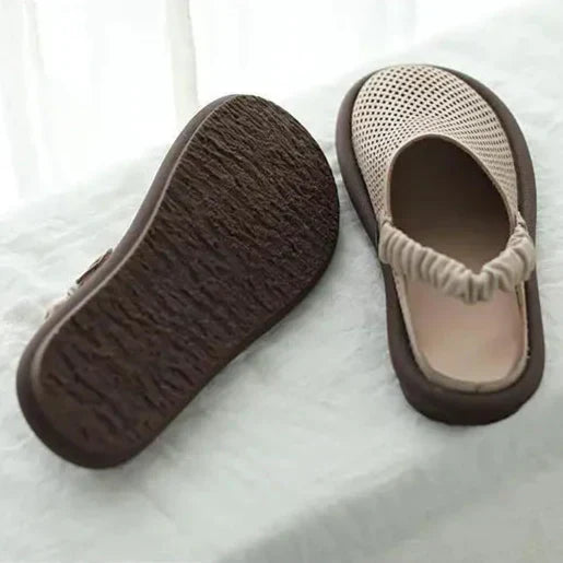 Women's Cushioned Sandals with Adjustable Straps and Arch Support
