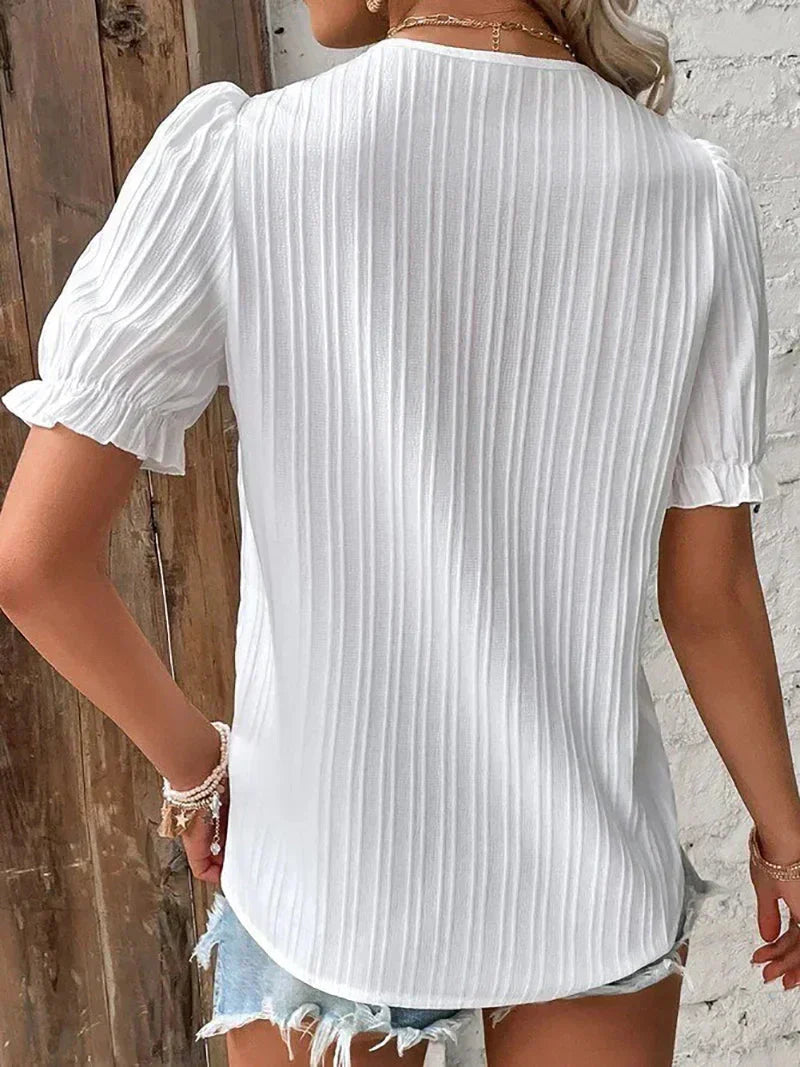 Women's Blouse with Detailed Design and Versatile Style