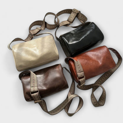 Women's Modern Shoulder Bag with Adjustable Strap and Versatile Design